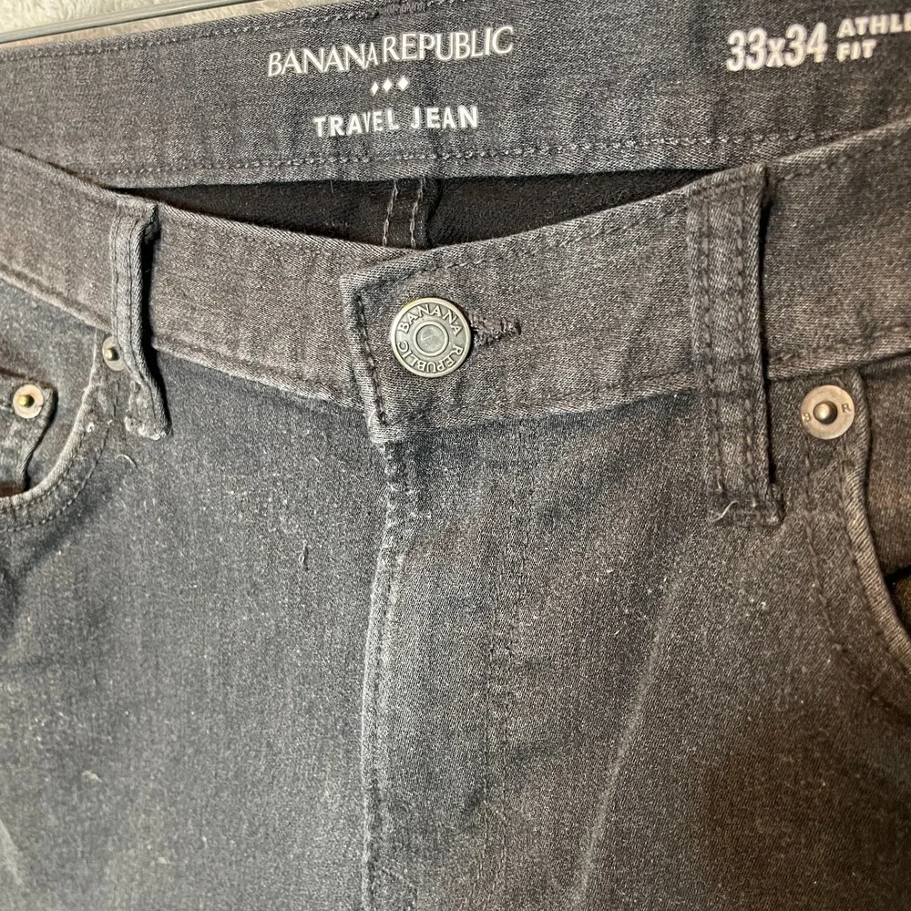 Banana Republic Men 33x32* Athletic Fit Taper Travel Jean 5 Pocket Stretch Gray
